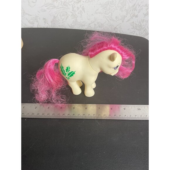 My Little Pony 1982 Vintage Collectible Toy With Pink Hair And Holly Design - Picture 3 of 7